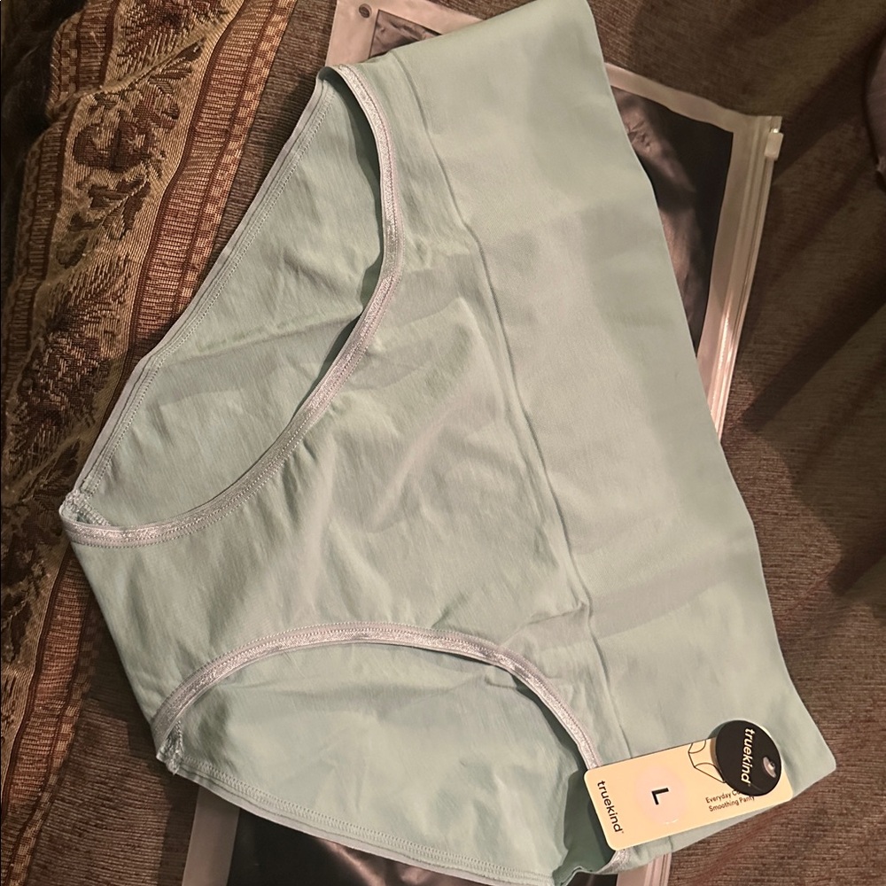 Sz L smoothing pant from shapermint